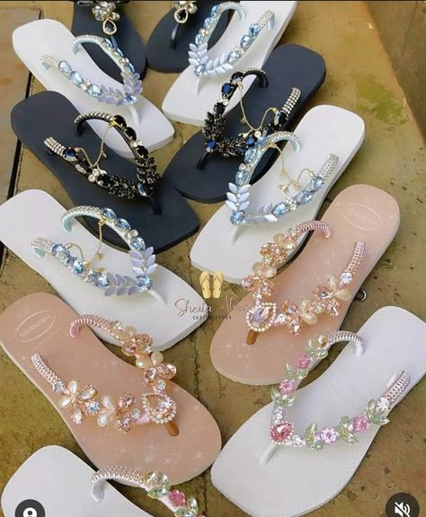 Easy Diy Fashion, Diy Heels, Bedazzled Shoes Diy, Bling Flip Flops, Shoe Advertising, Fancy Sandals, Bedazzled Shoes, Diy Sandals, Beaded Shoes