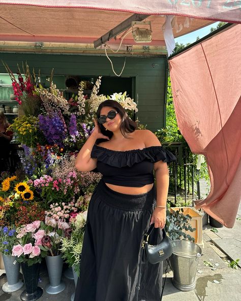 ✨ SUMMER STYLIN' ✨ freyabroni in our Black Rib Ruffle Bardot Long Top & Black Cotton Poplin Shirred Waist Floaty Maxi Skirt 🖤 Tap to shop 🔗 Black Rib, Cotton Poplin, Long Tops, Black Cotton, Maxi Skirt, Tap, Instagram Photos, Skirt, Black