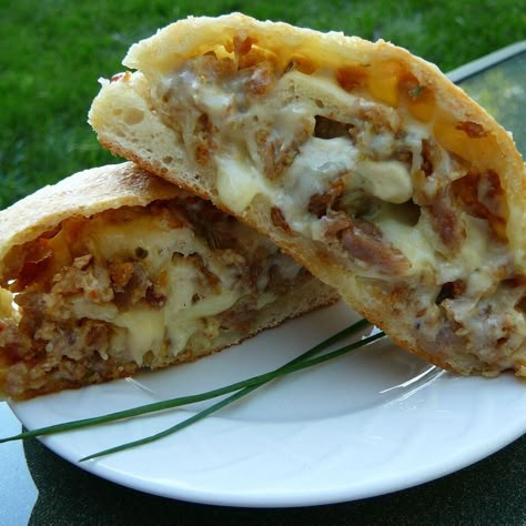 Picnic Sausage Bread What To Do With Pizza Dough, Pilsbury Pizza Dough, Pillsbury Pizza Crust Recipes, Sausage Bread Recipe, Pizza Dough Ideas, Pillsbury Pizza Crust, Pillsbury Pizza, Pizza Crust Dough, Refrigerated Pizza Dough