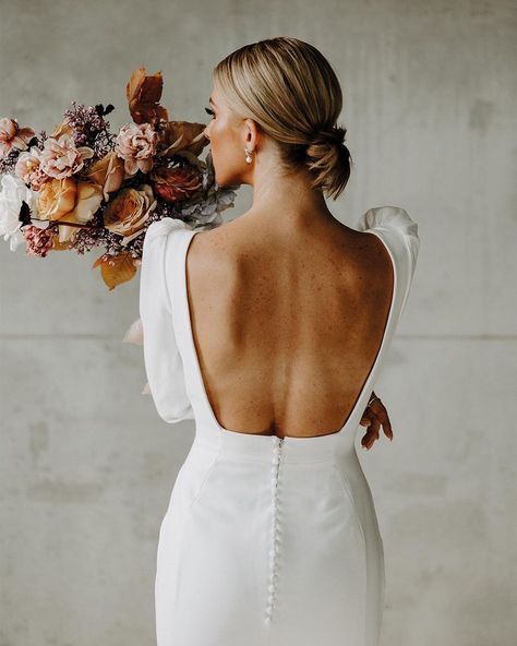 Clo Crepe Grace Loves Lace, Aura Grace Loves Lace, Grace Loves Lace Clo Crepe, Grace Loves Lace Cami Crepe, Dreamy Wedding Dress Grace Loves Lace, Pronovias Dresses, Anniversary Photoshoot, Bride Portrait, Bridal Photoshoot