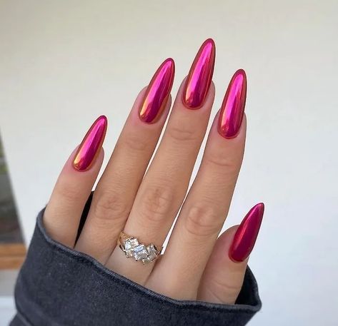 Winter 2023 Nail Trends, Chrome Nails Silver, Raspberry Nails, Nail Art Chrome, Red Summer Nails, Cruise Nails, 2023 Nail, Pink Chrome Nails, Chrome Nail Art