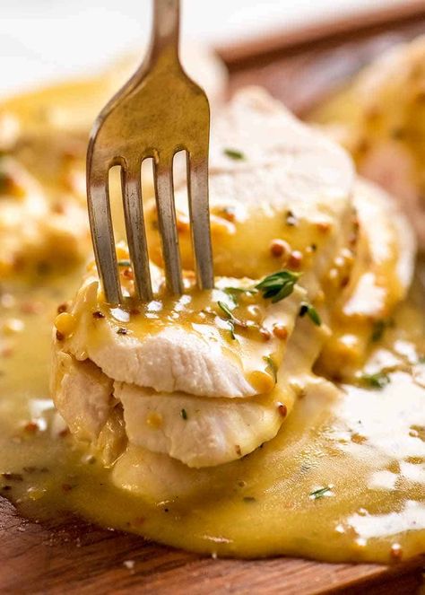 Poached Chicken - Juicy Guarantee! | RecipeTin Eats Best Poached Chicken, How To Poach Chicken Breast, Poached Chicken Recipes, Poached Chicken Breast Recipes, Poached Chicken Breast, Tin Eats, Mexican Chicken Salads, Creamy Mashed Cauliflower, Chicken Recipes Healthy