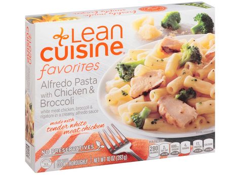 Will your favorite Lean Cuisine help you get leaner or larger? We rank the most popular frozen dinners according to nutrition. Lean Cuisine Recipes, Chicken Carbonara, Lean Cuisine, Frozen Dinners, Alfredo Pasta, Cat Treat Recipes, Microwave Recipes, Frozen Meals, Chicken Pasta