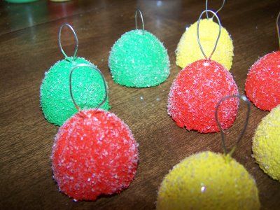 how to make faux Gumdrop Ornaments...this would be great to make with the kiddos! Wonka Decorations, Gumdrop Ornaments, Gingerbread Halloween, Ornament Decorating, Blackberry Patch, Gingerbread Unit, Candy Trees, Fake Candy, Candy Christmas Tree