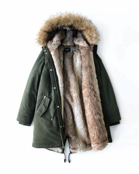 For All Kind’s Vegan Parkas Might Just Be the ‘Beyond Meat’ of Outerwear | LIVEKINDLY Parka Outfit, Luxurious Fashion, Winter Boho, Winter Parka, Winter Gear, Vegan Fashion, Womens Parka, Parka Coat, Fur Fashion