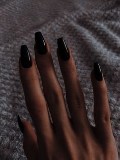 Black Nails Ballerina, Short Ballerina Nails, Ballerina Nails Short, Nails Ballerina, Black Acrylic Nails, New Nail Designs, Ballerina Nails, Halloween Nail, Matte Nails