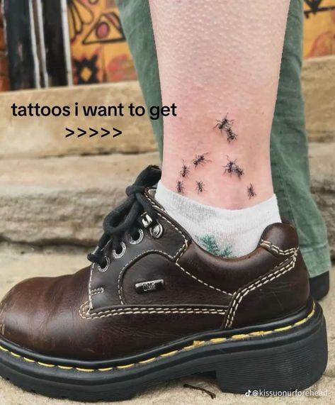 Small Insect Tattoo, Roblox Tattoo, Obscure Fashion, Wound Tattoo, Ant Tattoo, Jagua Henna, Photography Tattoo, Funky Tattoos, Bug Tattoo