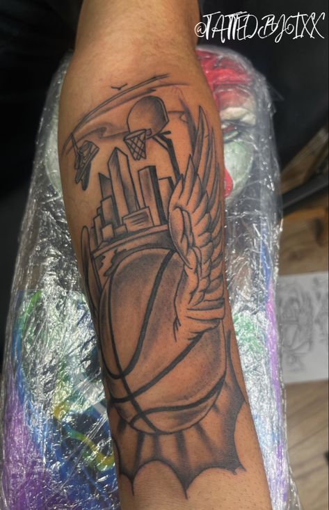 Forearm Tattoo for hoopers Nba Tattoos For Men Ideas, Tattoos For Basketball Players, Basketball Forearm Tattoos, Basketball Inspired Tattoos, Hooper Tattoo Ideas, Basketball Sleeve Tattoo, Basketball Tattoos For Men Ideas, Basketball Tattoos For Men, Jay Tattoo