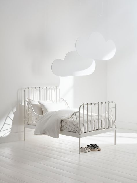 Designed to grow up with, not out of - IKEA Extendable Bed, Steel Bed Frame, Best Home Interior Design, Steel Bed, Childrens Beds, Pink Bedding, Bed Slats, Bed Base, Toddler Room