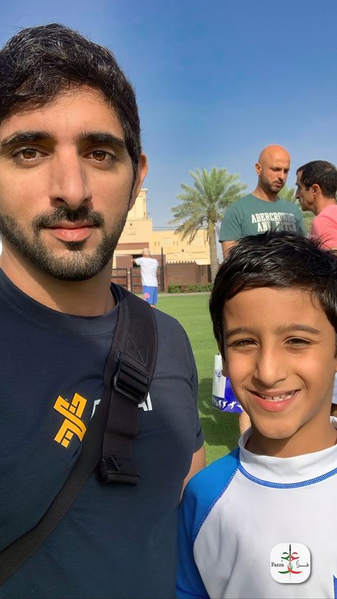 Hamdan Fazza Today Picture, Prince Fazza Picture Today, Fazza Hamdan Sheikh Mohammed, Fazza Selfie, Prince Hamdan Fazza, Woman Tattoos, Fazza Hamdan, Prince Fazza, Queen And Prince Phillip