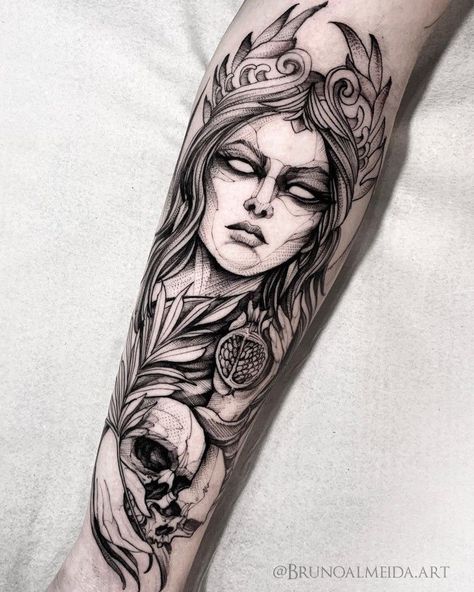 Athena Tattoos, Greek Goddess Tattoo, Artemis Tattoo, Tattoo Ideas For Females, Athena Tattoo, Female Warrior Tattoo, Clever Tattoos, Witch Tattoo, Tattoo Inspiration Men