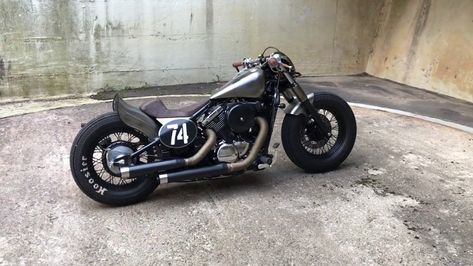 Flaui Custom Kawasaki VN800 Vulcan Bobber. Vulcan Bobber, Kawasaki Vn800, Kawasaki Vulcan, Cruiser Motorcycle, Custom Bikes, Chopper, A Coffee, Motorcycles, Bike