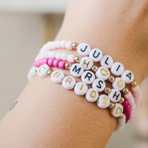 Bridesmaid Friendship Bracelets, Bachelorette Friendship Bracelets, Bachelorette Bracelets, Personalized Bachelorette Gifts, Bridesmaid Proposals, Bracelet Inspo, Party Crafts, Kandi Bracelets, Easy Diy Jewelry