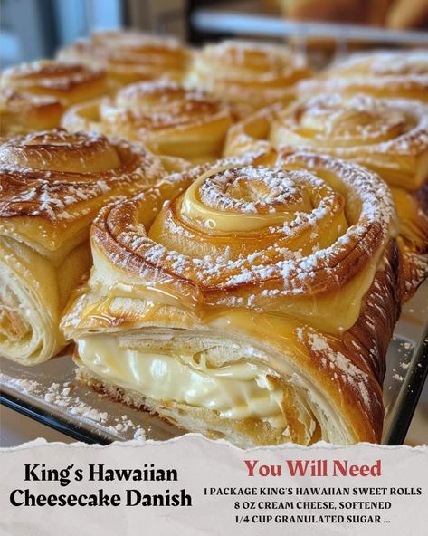 High Class Desserts, Delicious Fall Desserts, Thanksgiving Pastries, Hawaiian Cheesecake Danish, Holiday Pastries, Cheesecake Danish, Hawaiian Cheesecake, Danish Recipe, Kings Hawaiian