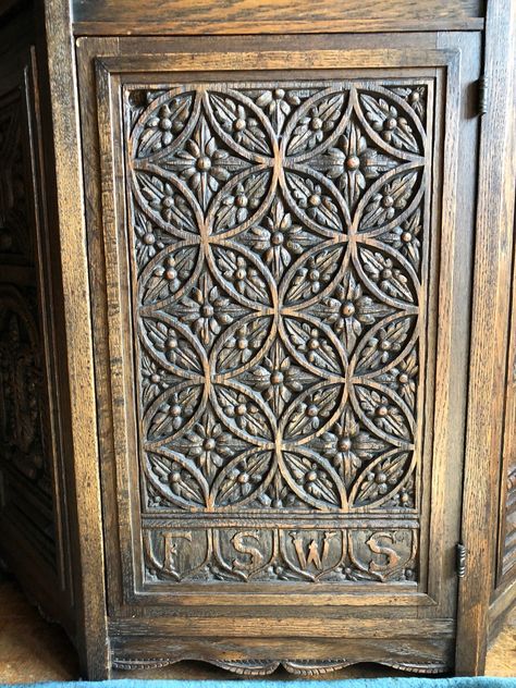 Carved chest with the initials of Florence Sloane and William Sloane. Photo taken by Jennifer Lucy Ornamental Wood Carving, Gothic Wood Carving, Ornate Wood Carving, Teak Wood Carving Door, Balinese Wood Carving Panel, Medieval Decor, Cnc Art, Sliding Doors Interior, Indian Antique Furniture Carved Wood