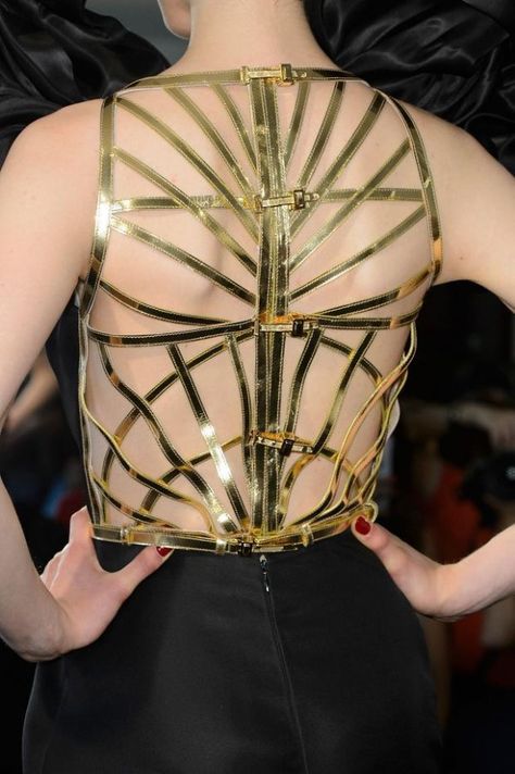 Best Looks: Stephane Rolland Haute Couture Fall 2015 Jean Louis Scherrer, Couture 2015, Haute Couture Details, Deco Fashion, Josephine Baker, Stephane Rolland, Couture Details, Estilo Art Deco, Vestidos Vintage