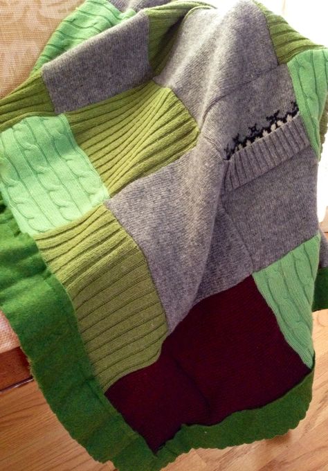 Quilt Sweater, Tshirt Quilt Tutorial, Wool Blanket Upcycle, Blanket Upcycle, Old Sweater Crafts, Recycled Blankets, Quilted Sweater, Diy Blanket, Vintage Wool Blanket