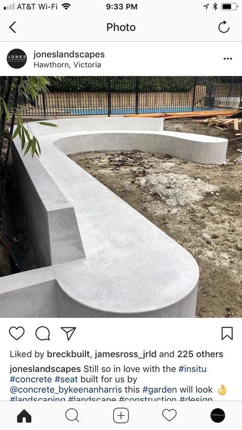 Concrete Sofa Outdoor, Outdoor Built In Bench, Concrete Seating Outdoor, Diy Fire Pits, Budget Patio Makeover, Outdoor Fire Pit Seating, Backyard Oasis Ideas, Concrete Bench, Backyard Fireplace