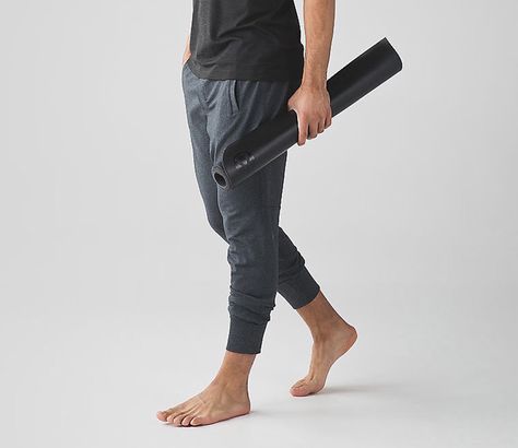 The Best Yoga Apparel for Men Men Yoga Poses, Mens Yoga Wear, Mens Yoga Pants, Mens Yoga Shorts, Hobbies For Girls, Mens Yoga, Indian Yoga, Yoga Poses Photography, Mens Yoga Clothes