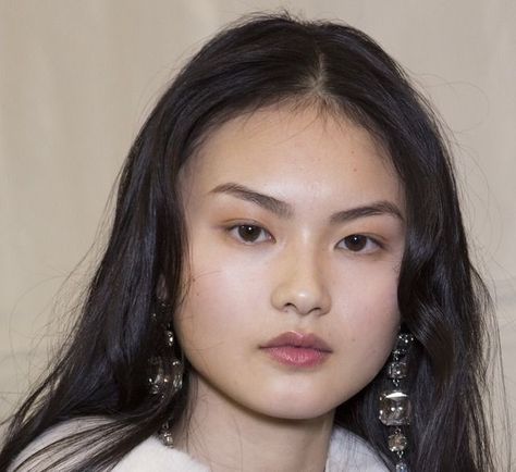 Asian Eyes Aesthetic, He Cong, Eyes Aesthetic, Best Natural Makeup, Basic Girl, Runway Makeup, Asian Eyes, Asian Eye Makeup, Eye Makeup Art