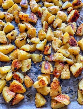 Oregano Potatoes, Greek Lemon Potatoes, Mediterranean Diet Recipes Dinners, Easy Vegan Lunch, Cauliflower Potatoes, Roasted Fennel, Lemon Potatoes, Lentil Salad, Roast Potatoes