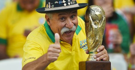 The Story Behind the Sweetest Moment of the Brazil-Germany World Cup Match Brazil Germany, Soccer Fifa, World Cup Trophy, Brazil World Cup, World Cup Match, World Cup 2014, Iconic Photos, Soccer Team, Fifa World Cup