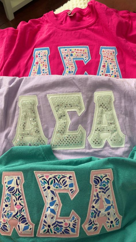 Letter Shirts Sorority, Diy Sorority Shirts, Sorority Letter Shirts, Diy Merch, Sorority Shirts Letters, Big Little Basket, Recipe Aesthetic, Tri Sigma, Sorority Letters