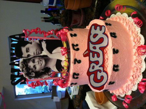 Ok so I got this idea from someone who posted a grease themed cake on google images. I altered it slightly and theirs was much nicer but anyway...happy birthday shawna pine!! Grease Themed Cake, Grease Birthday Cake, 50s Cake, Caroline Birthday, Grease Themed Parties, Grease Theme, Grease Party, Grease 1978, Surprise 40th