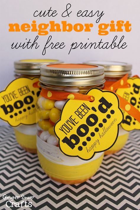 cute & easy Halloween neighbor gift #halloween #deocart #spon Youve Been Bood, You've Been Booed, Candy Ideas, Halloween Traditions, Kids Treat, Halloween Snacks, Neighbor Gifts, Jar Crafts, Halloween Boo