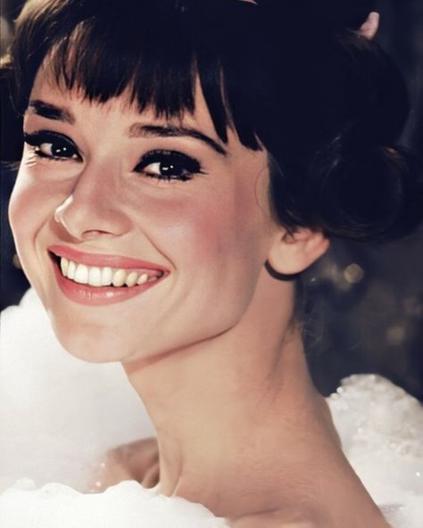 “Beautiful, close-up color photo of Audrey Hepburn’s face”, great smile” Romantic Good Morning Message, Paris When It Sizzles, Audrey Hepburn Born, Aubrey Hepburn, Good Morning Message, Audrey Hepburn Photos, Morning Message, Audrey Hepburn Style, Hepburn Style