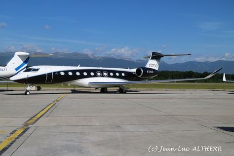 Gulfstream 700, G700 Gulfstream, Jet Interior, Gulfstream Aerospace, Private Jet Plane, Private Jet Interior, Luxury Lifestyle Couple, Car Luxury, Private Jets