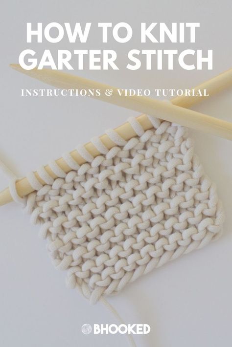 Learn how to knit the garter stitch with this easy to follow knitting tutorial. This stitch is perfect for beginners and should be on your list of stitches! Knit Garter Stitch, Easy Knit Baby Blanket, Garter Stitch Knitting, Knitting Videos Tutorials, Beginner Knitting Patterns, Learn How To Knit, Crochet Patterns Free Blanket, Beginners Knitting, Knitting Videos