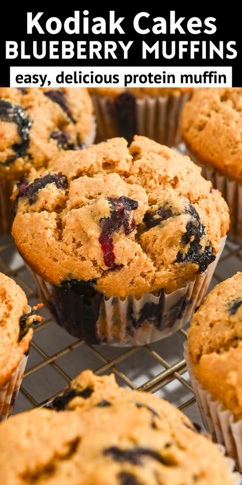 This Kodiak Cakes Blueberry Muffins recipe is the perfect easy breakfast for busy mornings! Light and fluffy muffins with perfect texture and bursting with delicious blueberry flavor. 10 grams of protein per serving! Cico Recipes, Protein Blueberry Muffins, Kids Muffins, Vanille Muffins, Power Muffins, Protein Blueberry, Blueberry Protein Muffins, High Protein Muffins, Protein Muffin Recipes