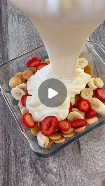 Shalean Ghitis 🌈👭🏻 on Instagram: "🍓STRAWBERRY CRUNCH BANANA PUDDING 🍌 

It’s almost summer you know what that means, strawberry recipes 😍😍

Pudding:
3oz box banana cream instant pudding 
2 cups whole milk 
8oz cream cheese (room temp)
14oz can condensed milk
3-4 bananas sliced
1 cup sliced strawberries 
1 1/4 cup heavy whipping cream 
1/2 box Nilla wafers (I used mini)

Topping:
1/2 cup all purpose flour divided 
1/2 cup room temp butter divided
3oz box vanilla instant pudding
3oz box strawberry jello mix 

In a large bowl, using a hand mixer combine the cream cheese and condensed milk. In a seperate bowl combine the banana cream pudding mix with the milk. Set both bowls aside. Using a hand mixer whip the heavy cream until soft peaks form. Fold the now whipped cream into the cream c Strawberry And Banana Dessert Recipes, Cold Banana Pudding Recipes, Strawberry Pudding With Vanilla Wafers, Strawberry Banana Pudding Recipes, Jello Recipes With Cool Whip, Pudding And Cool Whip Dessert, Banana Strawberry Pudding, Strawberry Jello Parfait, Strawberry Pudding Dessert