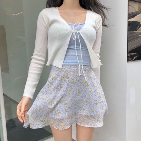 Korean Fashion Dress Elegant, Aesthetic Korean Fashion, Cute Korean Outfits, Outfits Pastel, Korean Summer Outfits, Fashion Outfit Ideas, Soft Girl Outfits, Aesthetic Korean, Pastel Outfit