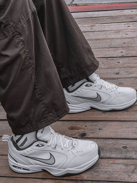 Nike Air Monarch Outfit Men, Nike Monarch Outfit, Nike Air Monarch Outfit, Air Monarch Outfit, Monarch Outfit, Outfit Ideas Cargo, Sneaker Jeans, Outfit Ideas Cargo Pants, Nike Monarch