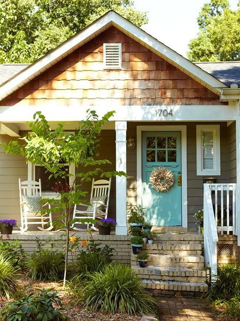 Brighten up your patio with a blue door! Our tips for reviving your home's exterior: http://www.bhg.com/home-improvement/exteriors/curb-appeal/revive-your-homes-exterior/?socsrc=bhgpin072312bluefrontdoor Blue Front Door, A Small House, Front Door Colors, Home Goods Decor, Homes And Gardens, Cottage Living, Style At Home, Door Color, Beach Cottages