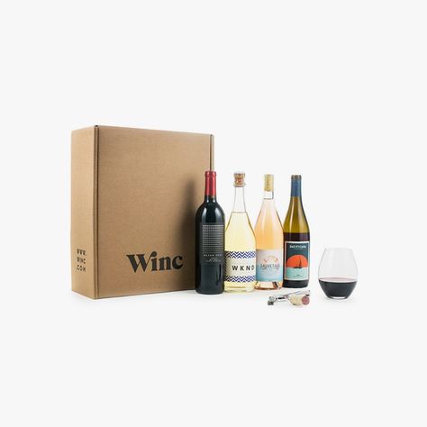 20 Best Wine Club Delivery Services & Subscriptions that Will Make You Feel Like a Sommelier | Vogue Wine Spritzer Recipe, Wine Subscription Box, Spritzer Recipes, Wine Spritzer, Wine Recommendations, Wine Subscription, Expensive Wine, Wine Delivery, Wine Guide