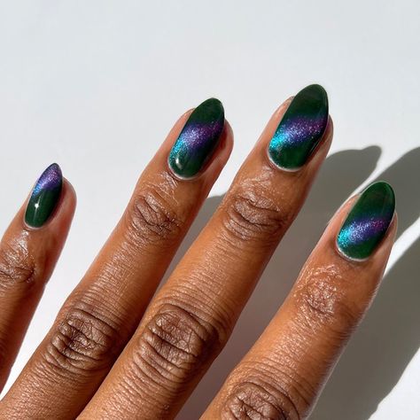 Green Jelly Nail, Iridescent Nail Polish, Jelly Nail Polish, Green Jelly, Iris Purple, 3d Nail Art Designs, Jelly Nail, Magnetic Nail Polish, Cirque Colors