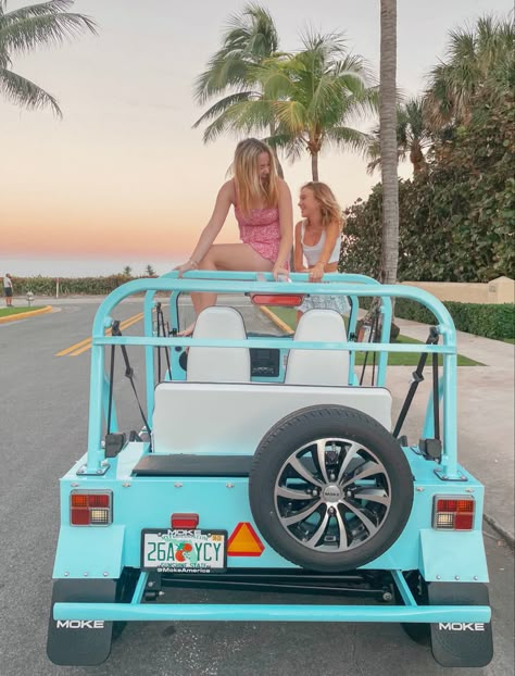 Preppy Car, Beach Cars, Summer Picture Poses, Dream Cars Jeep, Getaway Car, Summer Goals, Summer Plans, Preppy Summer, Pretty Cars