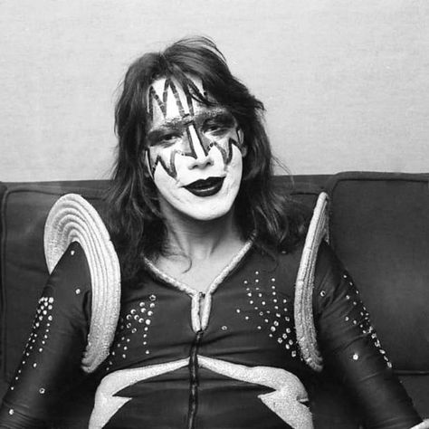 Banda Kiss, Tommy Thayer, Eric Singer, Vinnie Vincent, Kiss Images, Eric Carr, Peter Criss, Kiss Army, Kiss Pictures