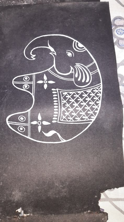 Elephant Rangoli Design, Elephant Rangoli, Scraffito Designs Simple, Worli Painting, Elephant Motif, Gond Painting, Rangoli Designs Photos, Alpona Design, Bengali Art