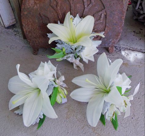 white lily wrist corsage White Lily Corsage, Lily Corsage, Wedding Suggestions, Prom Flowers Corsage, White Corsage, Prom Glam, Prom Corsage And Boutonniere, Prom 23, Prom Corsage