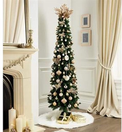 Slim Xmas Tree Decorating Ideas, Christmas Aesthetic Warm, Minimalist Christmas Wallpaper, Neutral Christmas Aesthetic, Pencil Trees Decorating Ideas, Slim Xmas Tree, Best Christmas Tree Decorations, Slim Artificial Christmas Trees, Christmas Tree Images