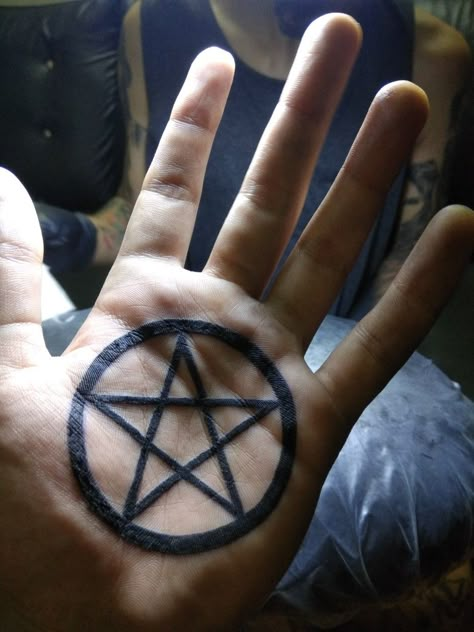 Pentacle Hand Tattoo, Inside Palm Tattoo, Hand Palm Tattoos, Pentagram Tattoo, Palm Tattoo, Anarchy Symbol, Upside Down Cross, Witch Photos, Palm Tattoos