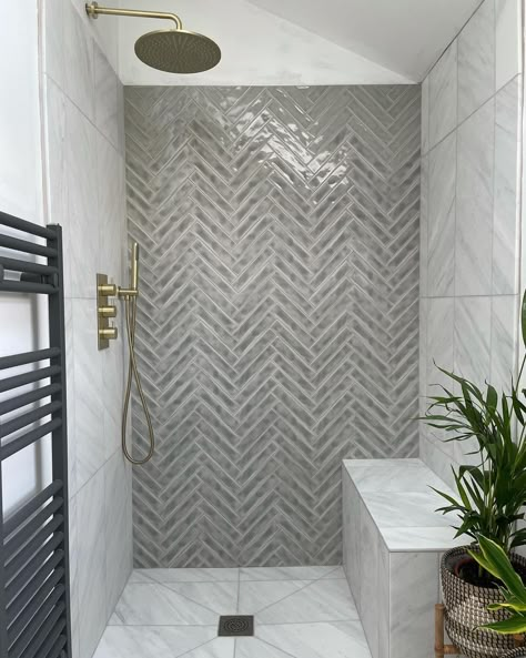 Bathroom Floor Herringbone, Herringbone Tile Bathroom Floor, Bathroom Herringbone Tile, Bathroom Herringbone, Floor Herringbone, Herringbone Tile Bathroom, Glass Tile Shower, Tile Bathroom Floor, Herringbone Tiles