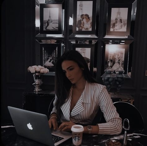 Business Relationship Aesthetic, Secret Office Romance Aesthetic, Work Romance Aesthetic, Office Love Couple Aesthetic, The Coworker Freida Mcfadden Aesthetic, Office Couple Aesthetic, Office Romance Aesthetic, Public Relations Aesthetic, Felicia Kingsley