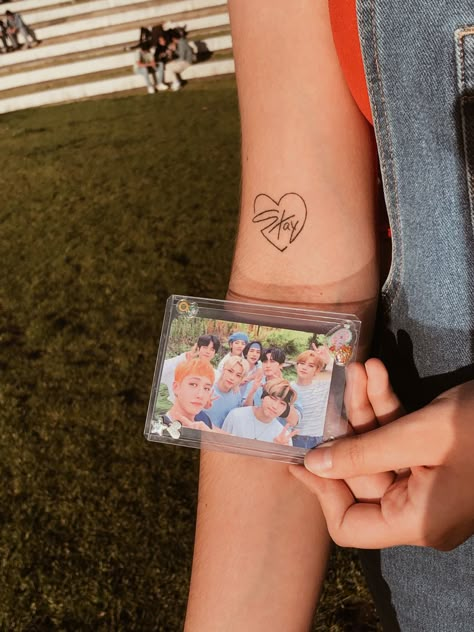 Tattoo Ideas Stray Kids, Stay Tattoos Skz, You’re On Your Own Kid Tattoo, You Make Stray Kids Stay, Stray Kids Inspired Tattoos, Straykids Tattoo, Straykids Tattoo Ideas, Kid Inspired Tattoos, Stray Kids Tattoo Ideas