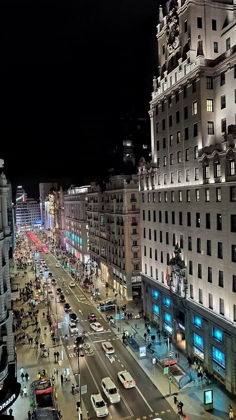 Madrid At Night, Madrid Nightlife, Madrid Aesthetic, Night Vision Camera, Spain Aesthetic, Madrid City, Dream Vacation Spots, Night Skyline, Madrid Wallpaper