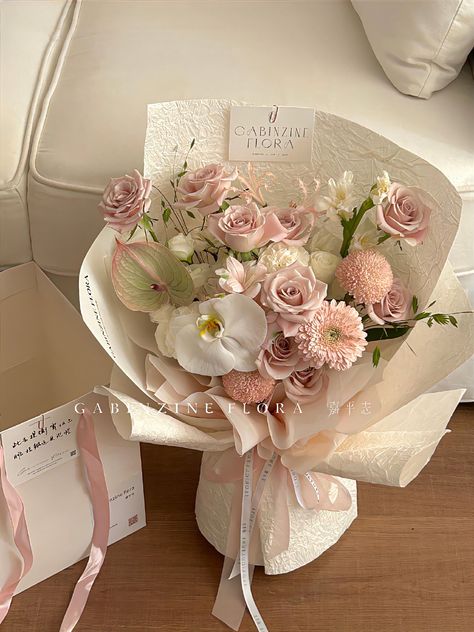 Study Together, Luxury Flower Bouquets, Study With Me, Prettiest Bouquet, Boquette Flowers, Ancient Mythology, A Beautiful Flower, Flowers Bouquet Gift, Nothing But Flowers